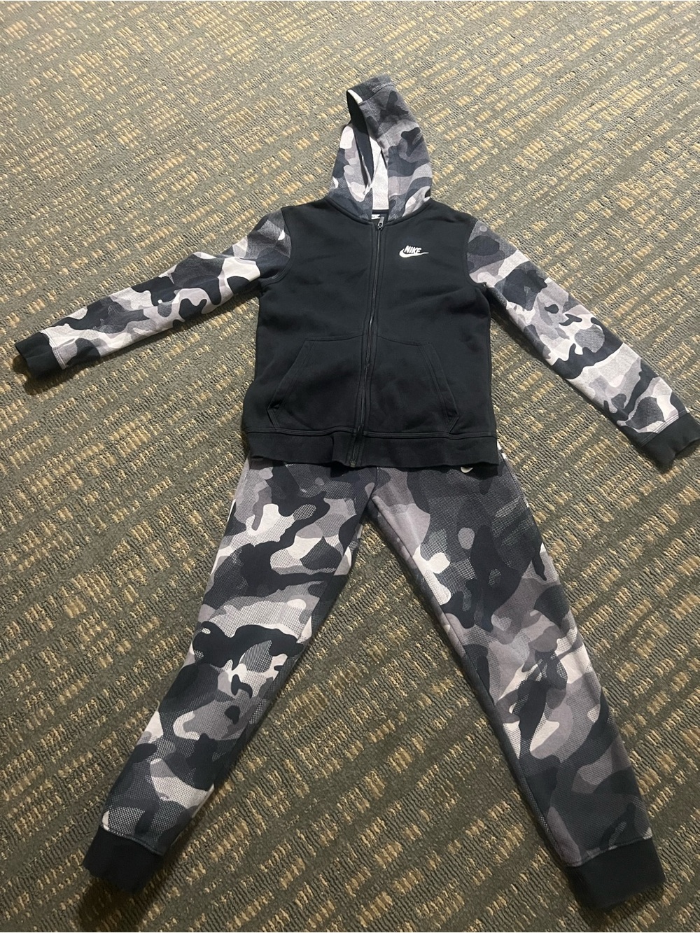 Nike Black & Gray Camouflage Lined Zip Hoodie